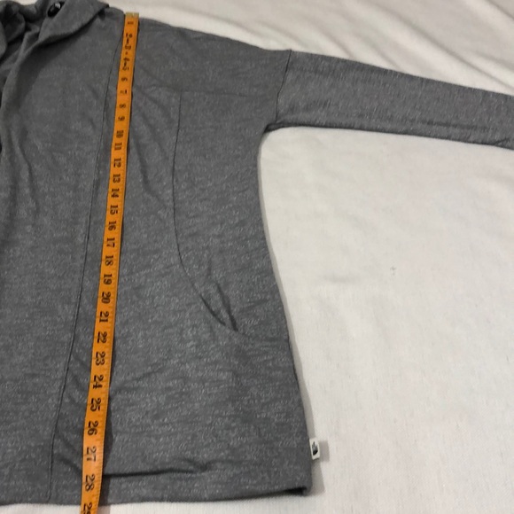 THE NORTH FACE medium gray cardigan - Picture 8 of 13